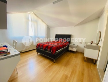 Просторная двухуровневая квартира с видом на горы, с возможностью получения гражданства Турции-id-7721-фото-4