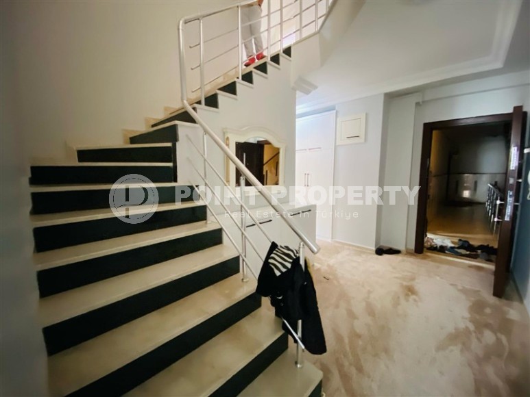 Просторная двухуровневая квартира с видом на горы, с возможностью получения гражданства Турции-id-7721-фото-7