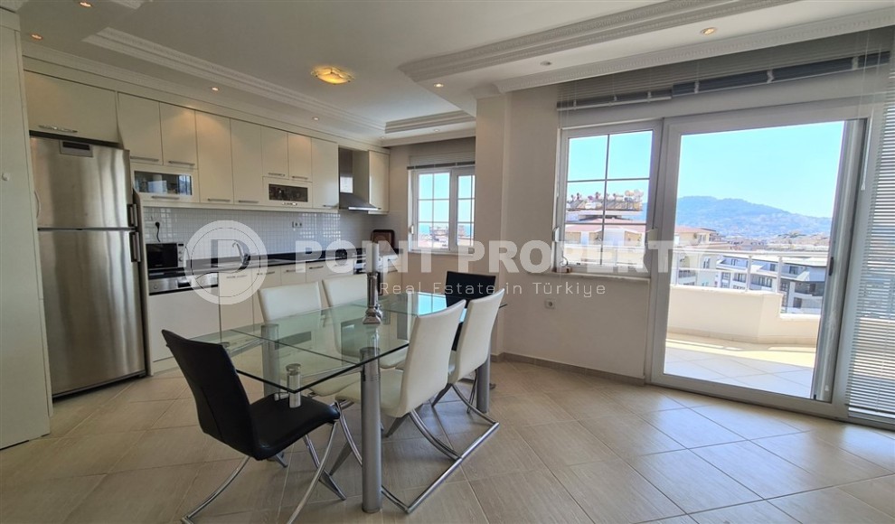 Светлая, атмосферная квартира 4+1 на 4-м этаже с мансардой, в престижном районе Аланьи - Хасбахче-id-7723-фото-2