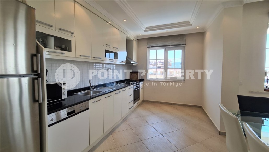 Светлая, атмосферная квартира 4+1 на 4-м этаже с мансардой, в престижном районе Аланьи - Хасбахче-id-7723-фото-3