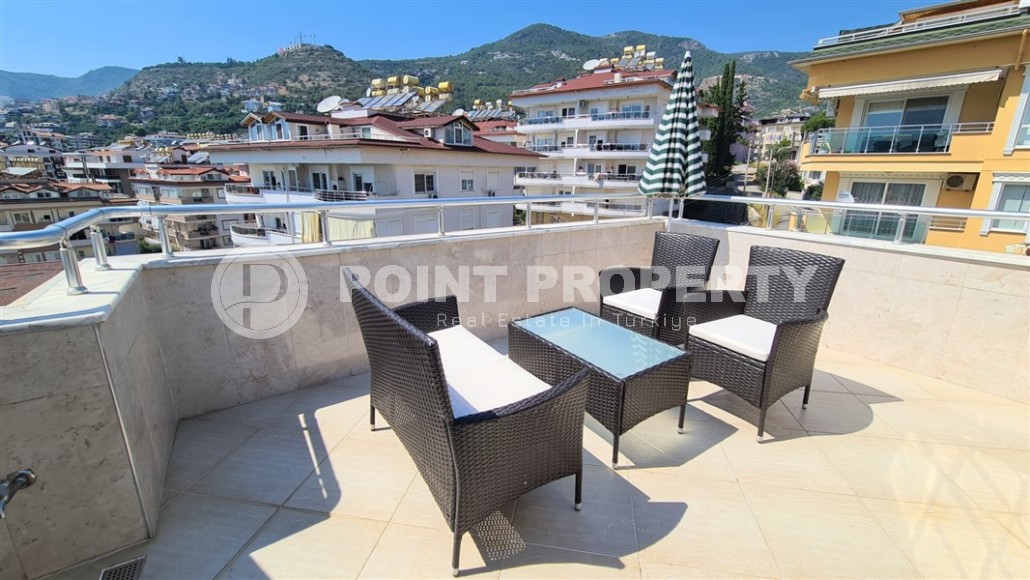 Светлая, атмосферная квартира 4+1 на 4-м этаже с мансардой, в престижном районе Аланьи - Хасбахче-id-7723-фото-18