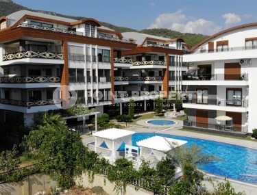 Large two-level apartment 5+1, with a total area of 395 m2, in the prestigious area of Alanya - Hasbahce-id-7730-photo-1