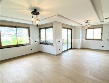 Large two-level apartment 5+1, with a total area of 395 m2, in the prestigious area of Alanya - Hasbahce-id-7730-photo-5