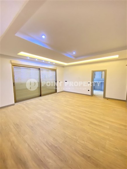 Large two-level apartment 5+1, with a total area of 395 m2, in the prestigious area of Alanya - Hasbahce-id-7730-photo-7