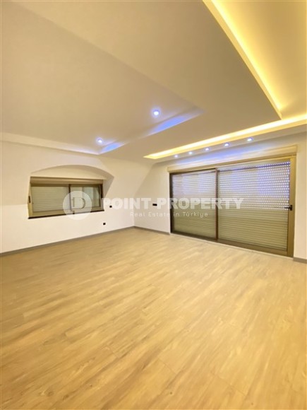 Large two-level apartment 5+1, with a total area of 395 m2, in the prestigious area of Alanya - Hasbahce-id-7730-photo-8