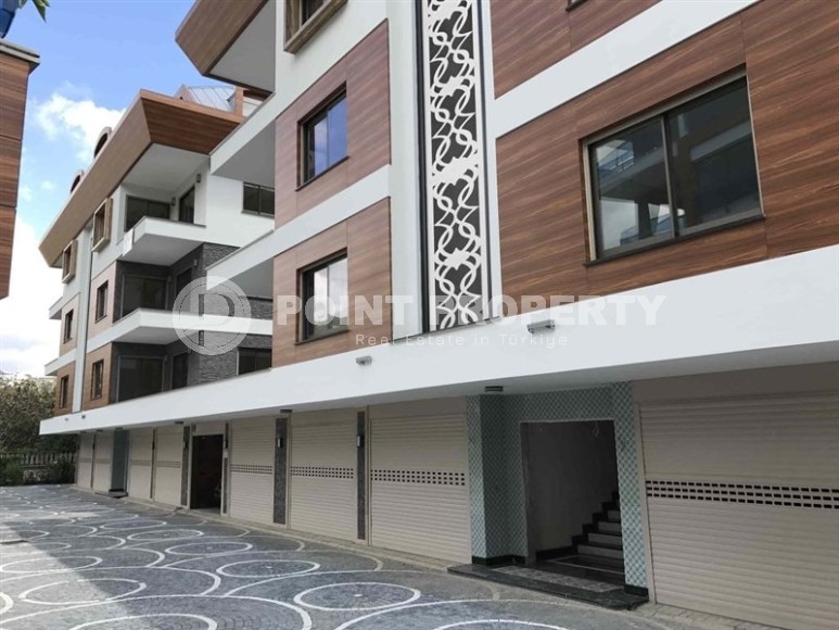 Large two-level apartment 5+1, with a total area of 395 m2, in the prestigious area of Alanya - Hasbahce-id-7730-photo-35