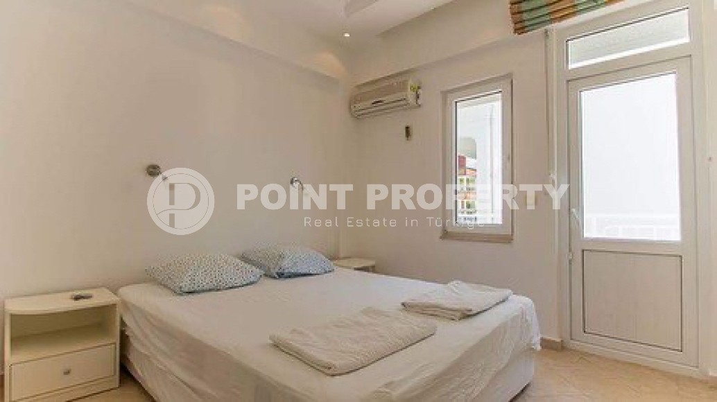 Duplex apartment 2+1 with panoramic views of the sea and Mount Kale, ten minutes walk from the center of Alanya-id-7731-photo-5