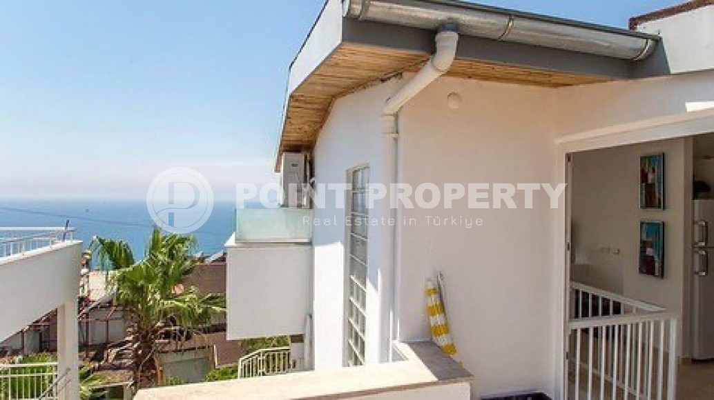 Duplex apartment 2+1 with panoramic views of the sea and Mount Kale, ten minutes walk from the center of Alanya-id-7731-photo-10