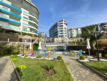 New two-level 3+1 apartment in an elite residential complex with a “city within a city” infrastructure, in a quiet area of Alanya - Kargicak-id-7733-photo-1