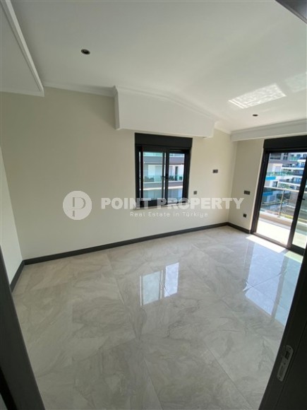 New two-level 3+1 apartment in an elite residential complex with a “city within a city” infrastructure, in a quiet area of Alanya - Kargicak-id-7733-photo-5