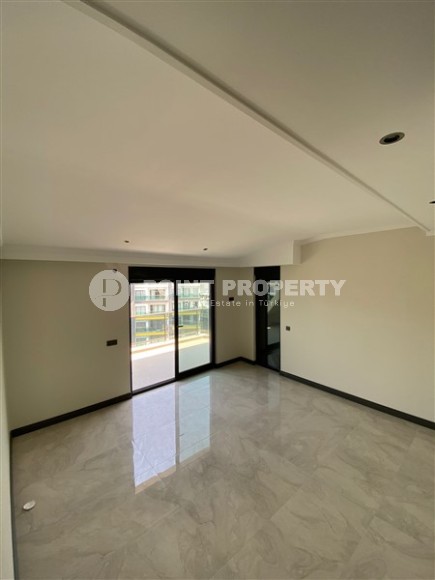 New two-level 3+1 apartment in an elite residential complex with a “city within a city” infrastructure, in a quiet area of Alanya - Kargicak-id-7733-photo-6