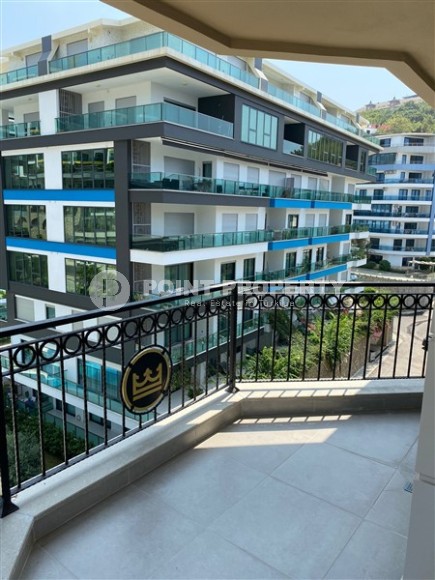 New two-level 3+1 apartment in an elite residential complex with a “city within a city” infrastructure, in a quiet area of Alanya - Kargicak-id-7733-photo-14