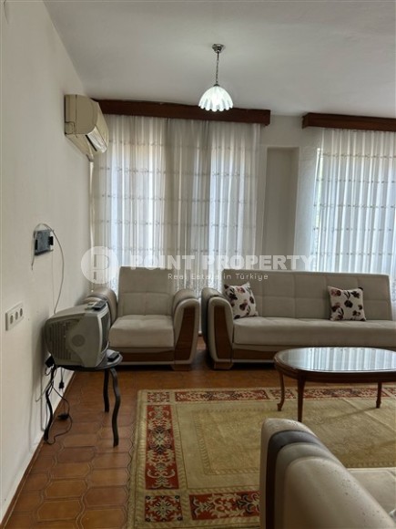 Недорогая квартира 1+1 с топовой локацией в 200 метрах от моря, в самом центре Аланьи-id-7739-фото-3