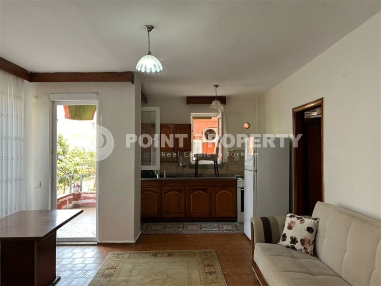 Недорогая квартира 1+1 с топовой локацией в 200 метрах от моря, в самом центре Аланьи-id-7739-фото-4