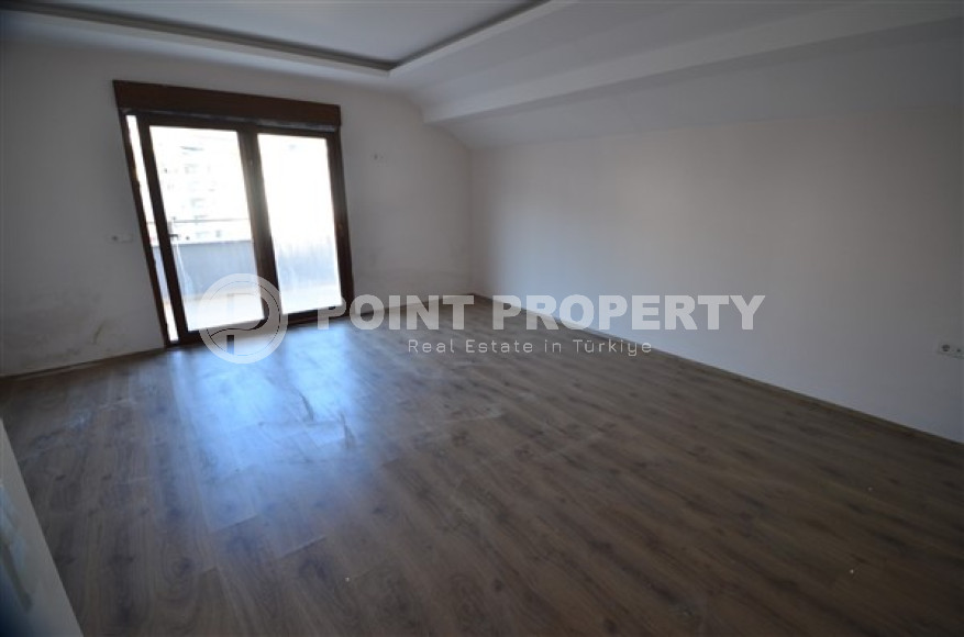 Five bedroom duplex apartment, 260m² in a new complex with swimming pool in Cikcilli, Alanya-id-1598-photo-4