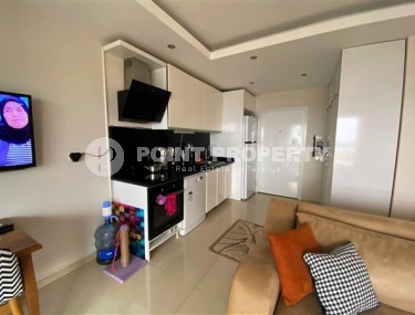 Квартира 1+1 с просторным застекленным балконом, в 50 метрах от пляжа-id-7743-фото-3