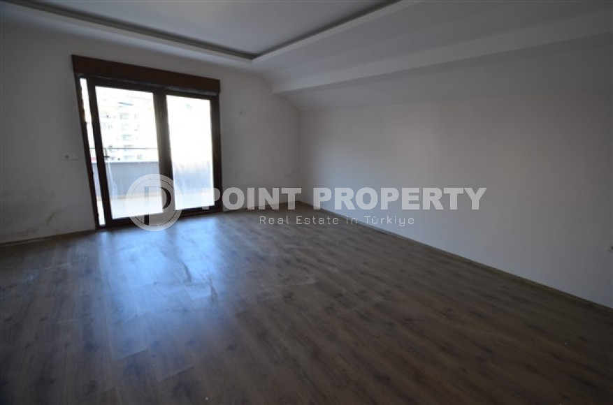 Five bedroom duplex apartment, 260m² in a new complex with swimming pool in Cikcilli, Alanya-id-1598-photo-9