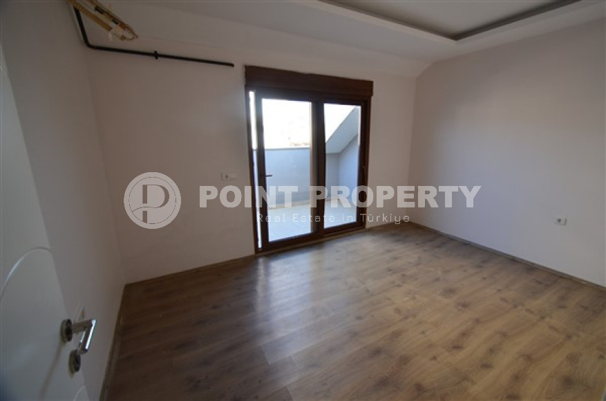 Five bedroom duplex apartment, 260m² in a new complex with swimming pool in Cikcilli, Alanya-id-1598-photo-10