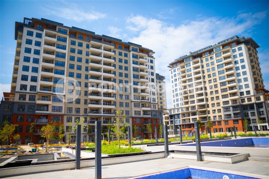 Apartments in a luxury residential complex at the final stage of construction, in a promising area of Istanbul - Beylikduzu-id-7746-photo-15