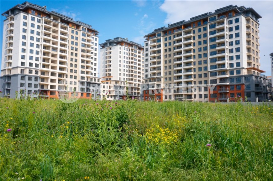 Apartments in a luxury residential complex at the final stage of construction, in a promising area of Istanbul - Beylikduzu-id-7746-photo-25