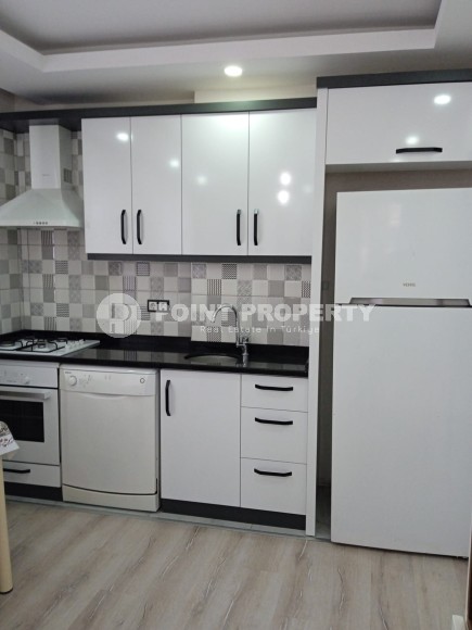 Inexpensive furnished apartment with a top location 200 meters from the sea, in the center of Mahmutlar-id-7749-photo-3