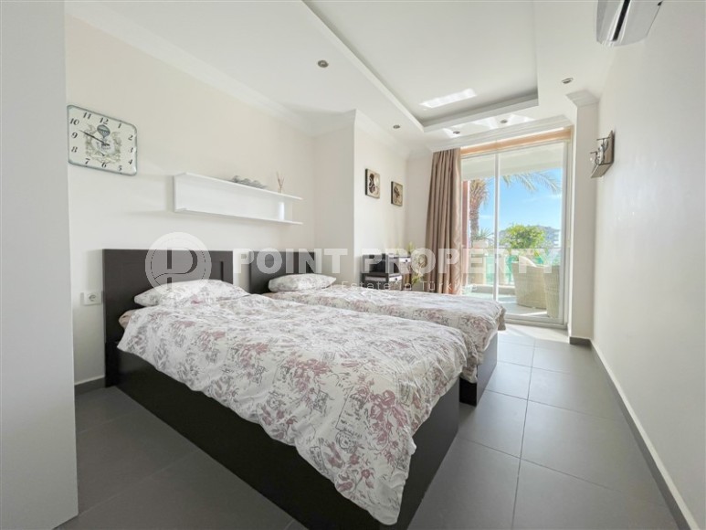 Atmospheric apartment overlooking a picturesque green garden and mountains, in a quiet area of Alanya - Cikcilli-id-7750-photo-9