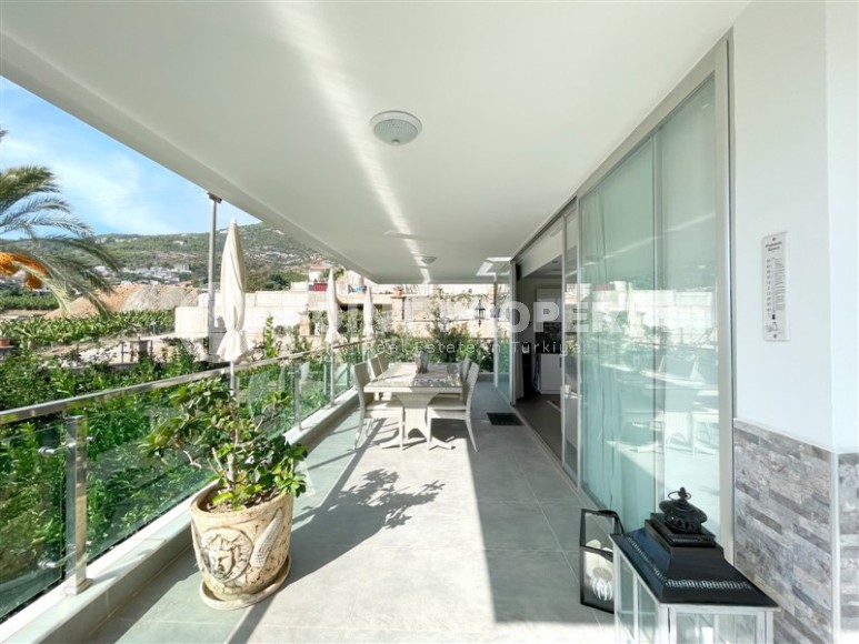 Atmospheric apartment overlooking a picturesque green garden and mountains, in a quiet area of Alanya - Cikcilli-id-7750-photo-17