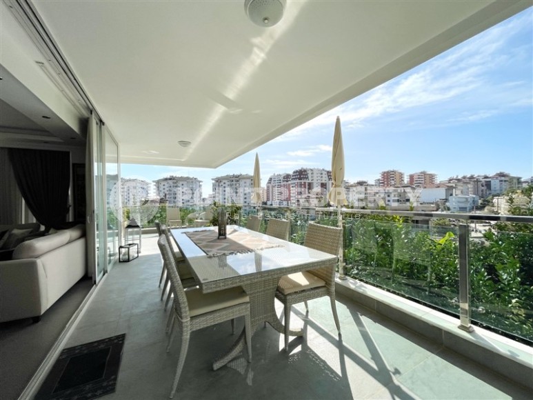 Atmospheric apartment overlooking a picturesque green garden and mountains, in a quiet area of Alanya - Cikcilli-id-7750-photo-18