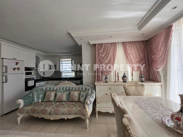 Affordable apartment with two bedrooms, on the 1st floor in the center of Mahmutlar-id-7752-photo-2