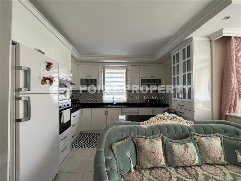 Affordable apartment with two bedrooms, on the 1st floor in the center of Mahmutlar-id-7752-photo-3