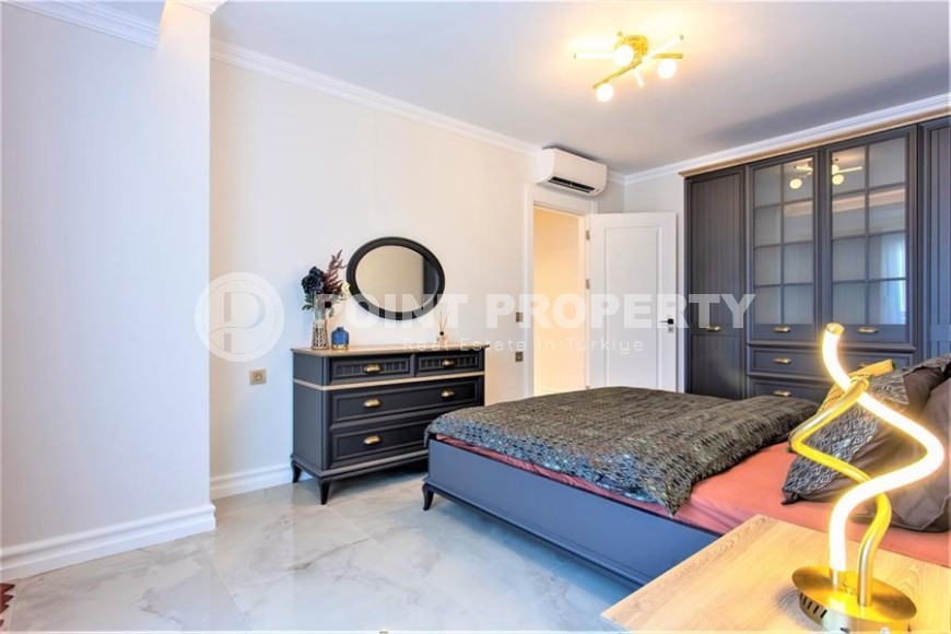 Stylish two-level apartment with modern design, in the center of the popular area of Alanya - Mahmutlar-id-7754-photo-8