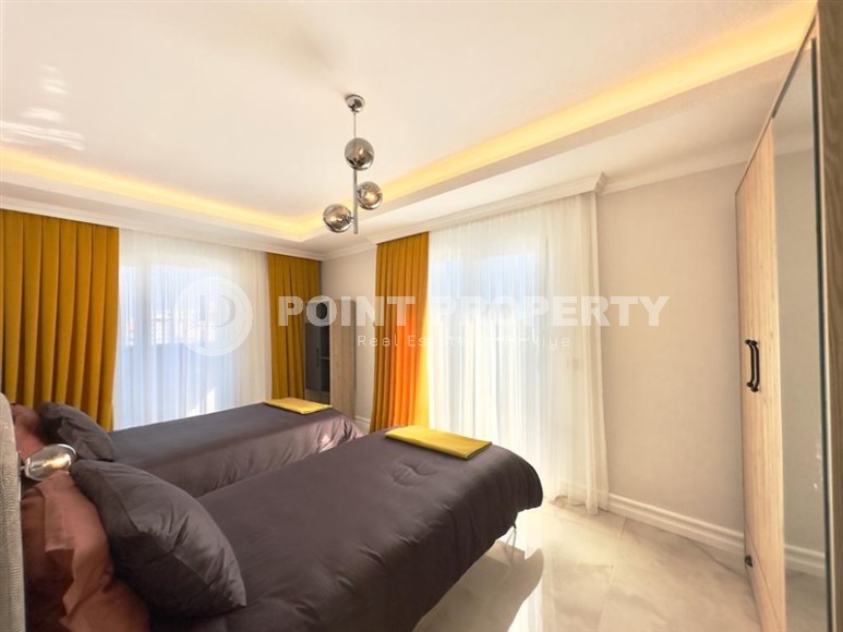 Stylish two-level apartment with modern design, in the center of the popular area of Alanya - Mahmutlar-id-7754-photo-9