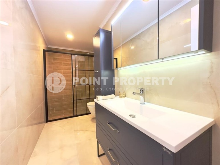 Stylish two-level apartment with modern design, in the center of the popular area of Alanya - Mahmutlar-id-7754-photo-13