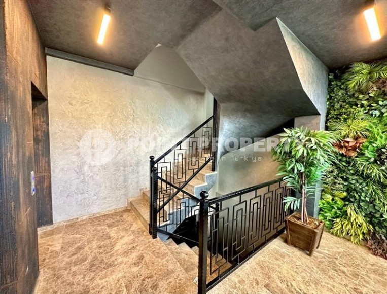 Stylish two-level apartment with modern design, in the center of the popular area of Alanya - Mahmutlar-id-7754-photo-18