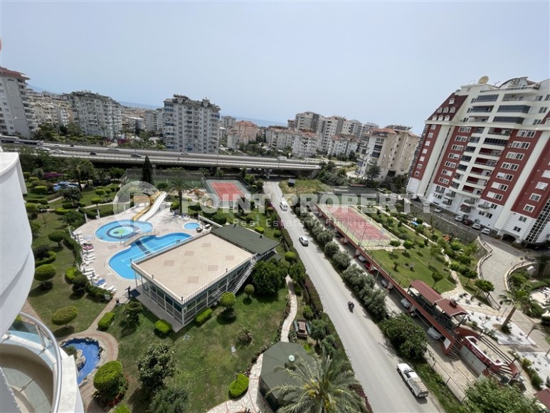 Comfortable panoramic apartment with city and sea views, in the center of the modern area of Alanya - Cikcilli-id-7755-photo-16