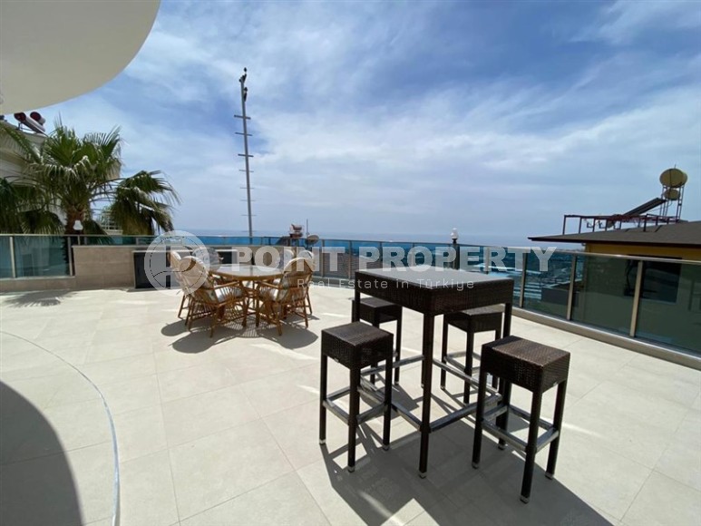 Отдельно стоящая трехэтажная вилла с бассейном и садовым участком, в живописном районе Аланьи - Кестель-id-7757-фото-14