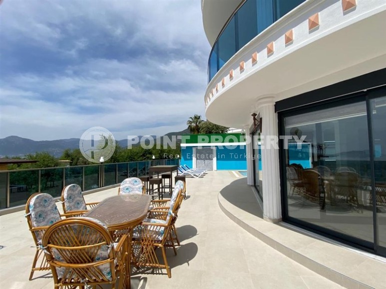 Отдельно стоящая трехэтажная вилла с бассейном и садовым участком, в живописном районе Аланьи - Кестель-id-7757-фото-15