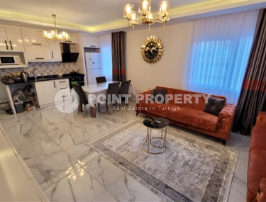 Three-room apartment, 110m², 150m from the sea in the center of Mahmutlar, Alanya-id-1601-photo-2