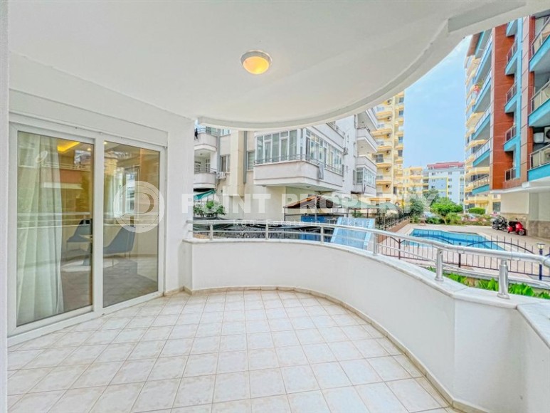 Cozy, atmospheric apartment 2+1 500 meters from the sea, in the center of Mahmutlar-id-7763-photo-12