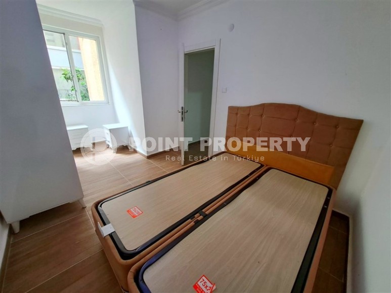 Advantageous offer - inexpensive apartment with high-quality renovation, on the 1st floor in the center of Mahmutlar district-id-7765-photo-9