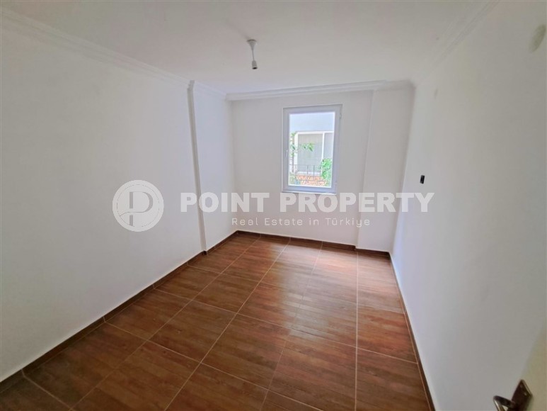 Advantageous offer - inexpensive apartment with high-quality renovation, on the 1st floor in the center of Mahmutlar district-id-7765-photo-10