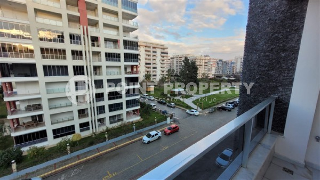 Three-room apartment, 110m², 150m from the sea in the center of Mahmutlar, Alanya-id-1601-photo-13