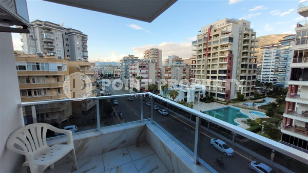 Three-room apartment, 110m², 150m from the sea in the center of Mahmutlar, Alanya-id-1601-photo-14
