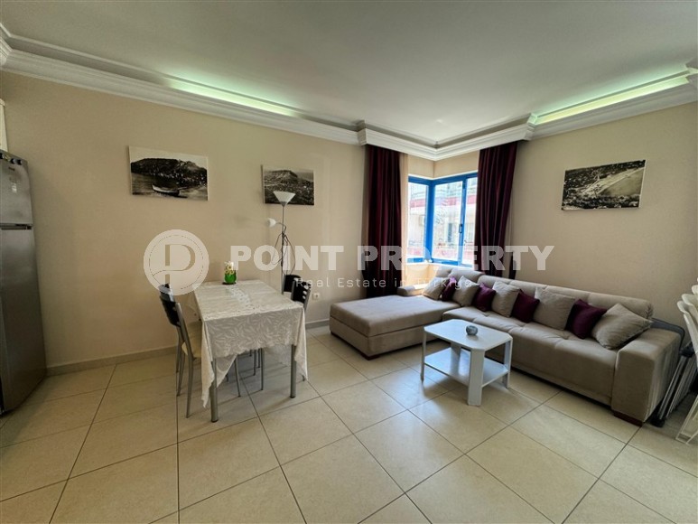 Small 1+1 apartment 50 meters from the famous Cleopatra Beach, in the center of Alanya-id-7751-photo-3