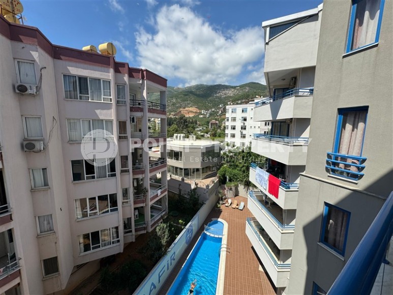 Small 1+1 apartment 50 meters from the famous Cleopatra Beach, in the center of Alanya-id-7751-photo-8