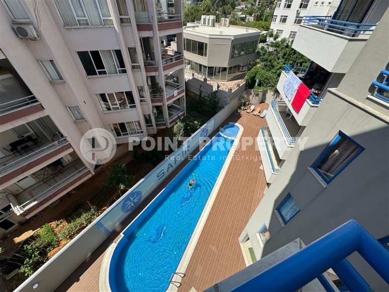 Small 1+1 apartment 50 meters from the famous Cleopatra Beach, in the center of Alanya-id-7751-photo-10