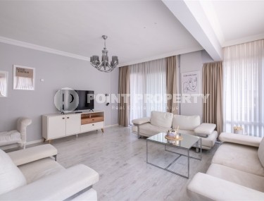 Comfortable apartment with high-quality renovation and modern design, 100 meters from the popular Cleopatra Beach-id-7768-photo-1