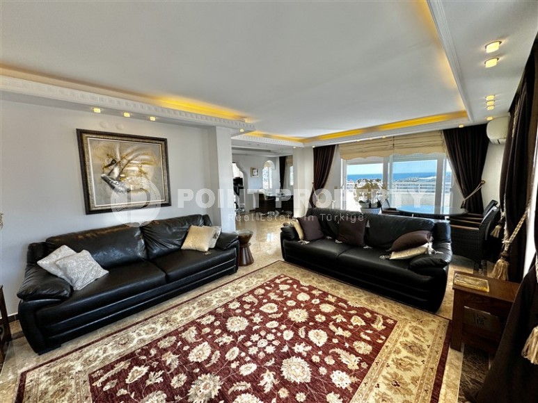 Large two-level apartment 6+1 on the 8th floor with an attic, in a comfortable residential complex built in 2012-id-7772-photo-2