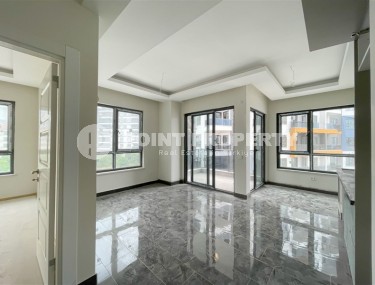 Small 1+1 apartment 800 meters from the sea, a short walk from the center of Mahmutlar-id-7774-photo-2