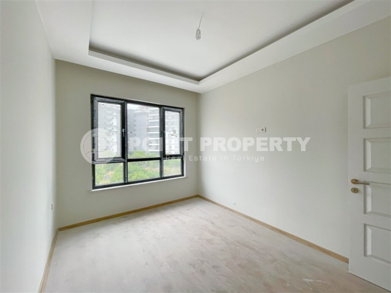 Small 1+1 apartment 800 meters from the sea, a short walk from the center of Mahmutlar-id-7774-photo-7